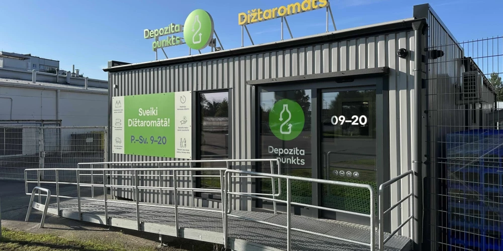 В мощном Dižtaromāts сдача 1000 единиц тары занимает примерно 10 минут – от момента разгрузки до получения депозитного купона.