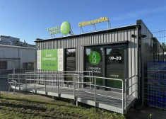 Самому мощному таромату в Риге исполнился один год: туда сдали уже 3,35 млн бутылок и банок