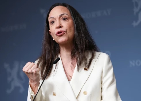 Nobela miera prēmijas laureāte Marija Korina Mačado ieradusies Oslo.