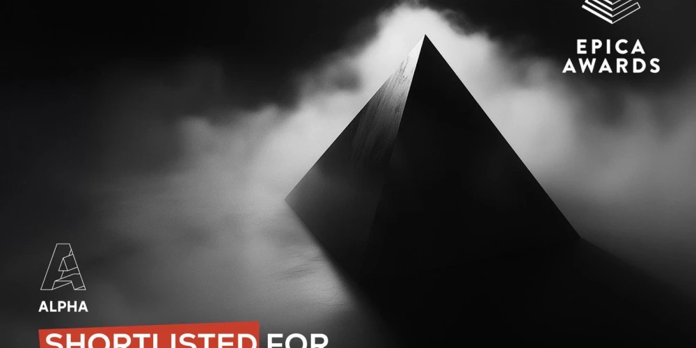 Kampaņa “Never Alone!” tika radīta laikā, kad Lietuvā pieauga sabiedrības satraukums par bērnu drošību – ik gadu pazūd vairāki tūkstoši bērnu, bet trūka vienotas, cerību sniedzošas komunikācijas par šo tēmu.