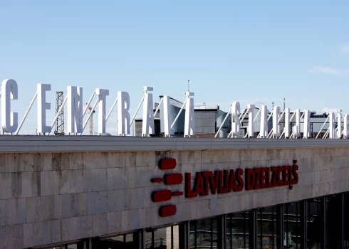 Atkāpies "Latvijas dzelzceļa" padomes priekšsēdētājs Liepiņš un padomes loceklis Ceplis.