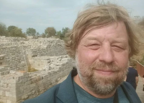 Aleksandrs Butjagins (ekrānuzņēmums no "X")