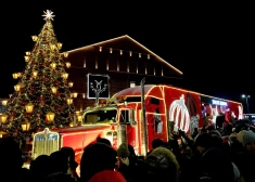 Легендарный грузовик Coca-Cola уже в Риге: где и когда его можно увидеть?