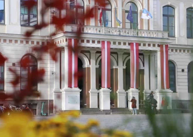 Rīgas dome grib pārdot "Rīgas namu pārvaldnieku": kas notiks ar uzņēmumu, kurš apsaimnieko 3500 mājas?