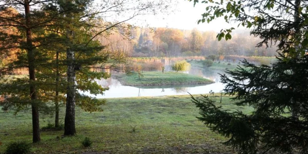 Vakar glābēji palīdzējuši kādam cilvēkam, kurš bija apmaldījies mežā pie Ventspils.