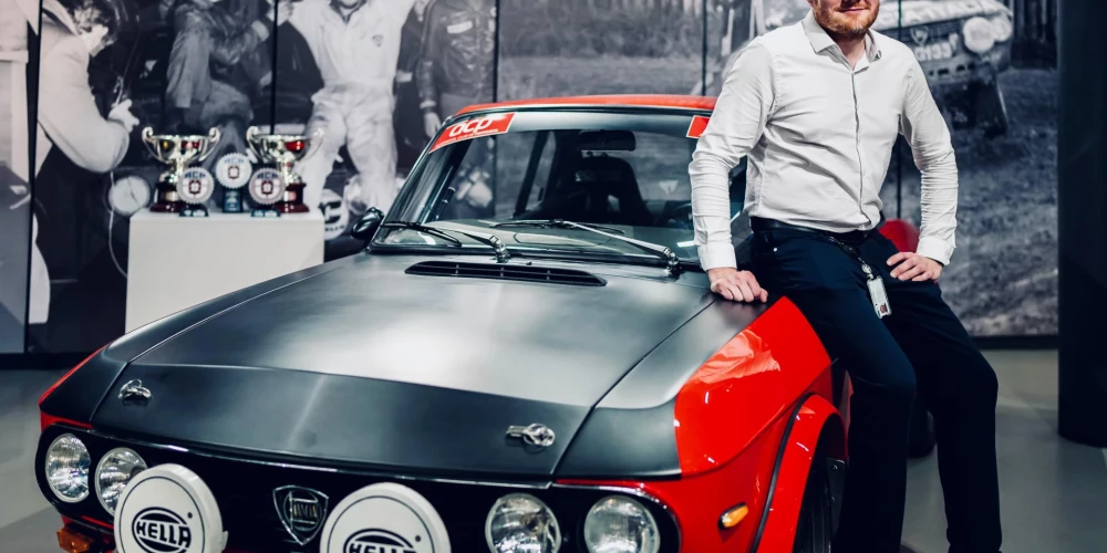 Laikā, kad automašīnas kļūst arvien vienveidīgākas un elektriskākas, daudziem sirds prasa kaut ko pavisam citu - no tiem laikiem, kad zāle bija zaļāka un benzīns lētāks, bet elektrība darbināja gludekli un kafijas dzirnaviņas, nevis autotransportu.