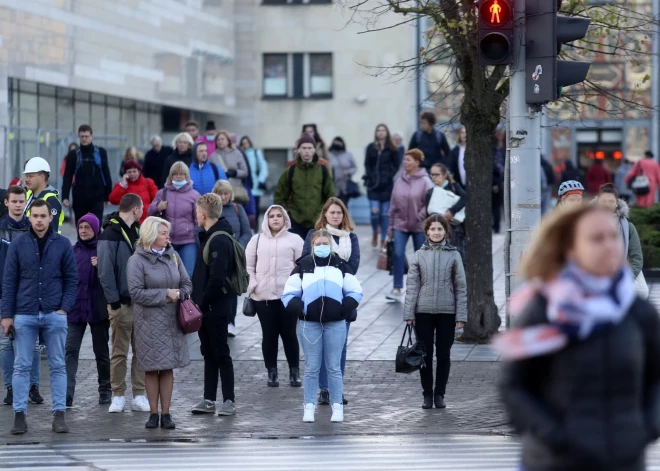 Svarīga informācija no VSAA - pārrēķinātas pensijas un sociālie pabalsti. Kas vēl mainīsies no 2026. gada 1. janvāra