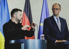 Vācijas kanclers Mercs Berlīnē tiksies ar Ukrainas prezidentu Zelenski