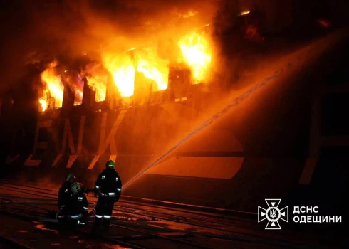 Krievijas triecienā Odesas apgabalā cietis Turcijas prāmis.