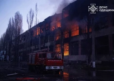 Украина не принимает предложенный США "мирный план", но Белый дом продолжает давить. Эксперты - о перспективах завершения войны в короткие сроки