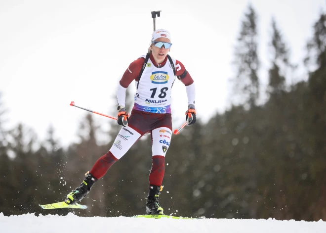 Latvijas biatlonistes Pasaules kausa stafetē finišē 18. vietā