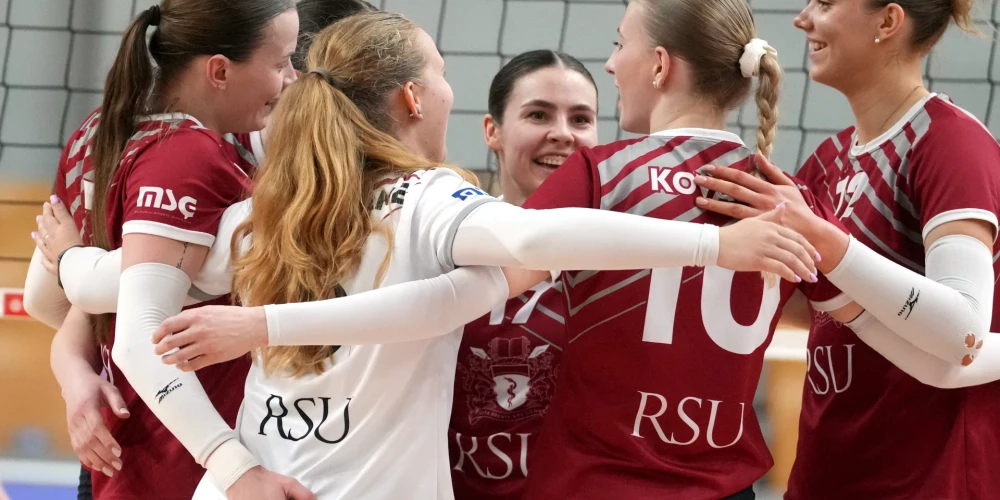 RSU volejbolistes izcīna Latvijas kausu.