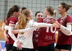 RSU volejbolistes izcīna Latvijas kausu
