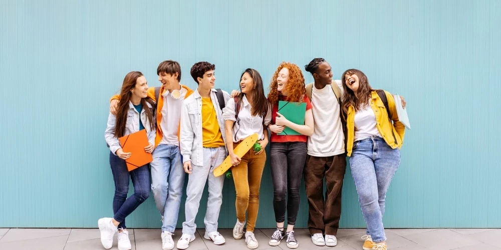 Cilvēki, kas dzimuši aptuveni no 1997. līdz 2012. gadam, – riskē kļūt par veselības ziņā vājāko paaudzi mūsdienu vēsturē.