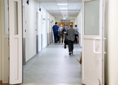 Очереди, которые убивают: почему в Латвии пациенты умирают, не дождавшись помощи