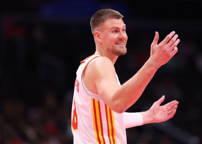 Porziņģis slimības dēļ izlaidīs trešo spēli pēc kārtas