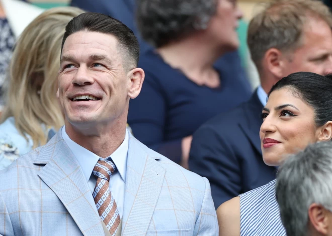 Leģendārais cīkstonis un aktieris Džons Sina noslēdz savu sportista karjeru