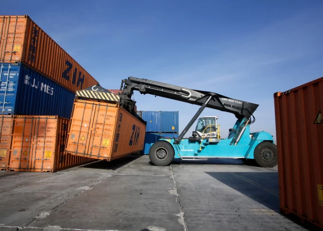 Krievija paļaujas uz importētu dabīgo kaučuku, ko tai piegādājot arī caur Latviju