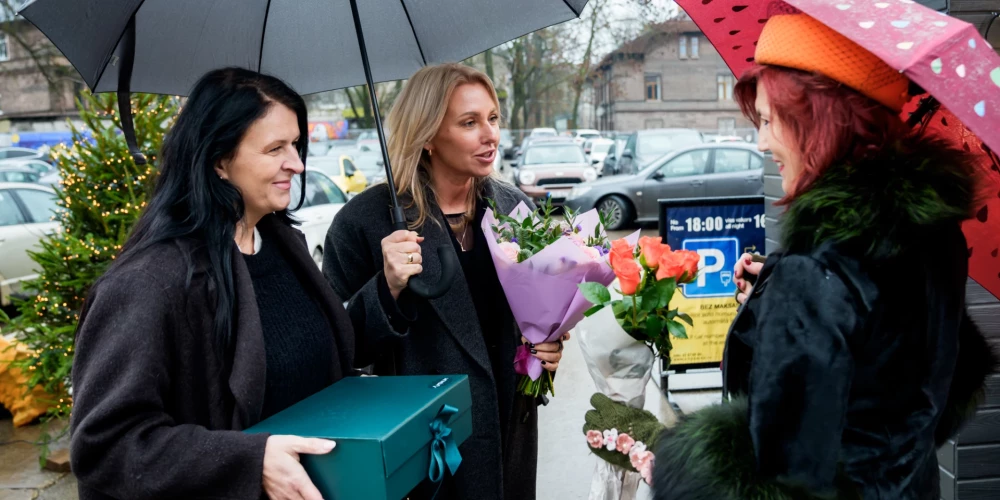 RĪGA, LATVIJA.  10.12.2025. Arhitektūra. Inženierija. Forma un faktūra izstādes atklāšana. Āgenskalna tirgus.