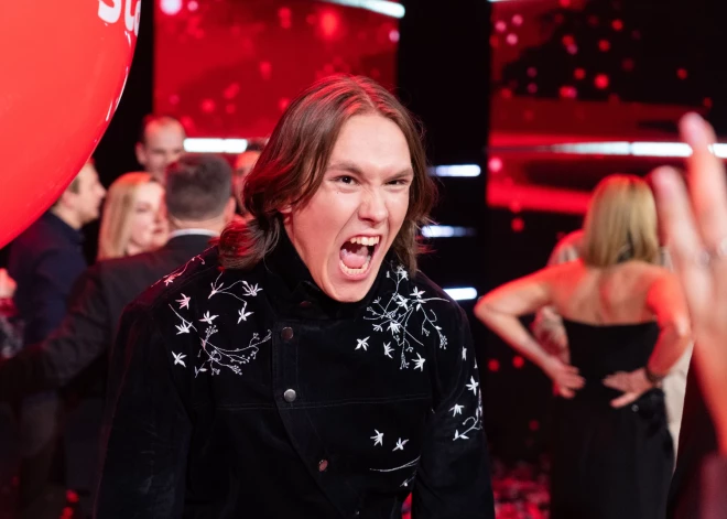 FOTO: tā dalībnieki līksmoja pēc šova "X faktors" fināla