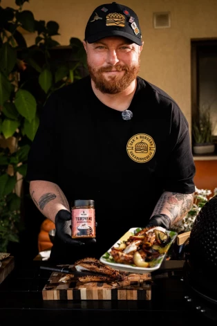 Sarunā ar Kristapu top skaidrs – šis ir latviešu uzņēmēja veiksmes stāsts. Viņš pats gan norāda, ka nekad nav vēlējies kļūt par uzņēmēju, bet gan vienkārši gribējis darīt to, kas patīk.