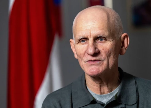 Освобожденный из белорусской тюрьмы нобелевский лауреат Алесь Беляцкий.