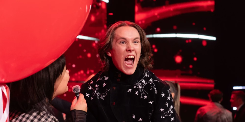 Jurģis Namejs Zvejnieks ir latviešu mūziķis, šova "X faktors" sestās sezonas uzvarētājs.