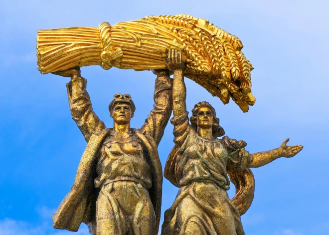 Patiesība par algām PSRS: kas dzīvoja labāk - inženieri, skolotāji vai "vienkāršie" strādnieki