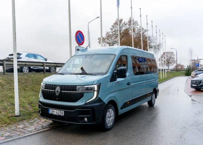 Жители Даугавпилса с инвалидностью могут бесплатно ездить к врачам на спецтранспорте - что для этого нужно?