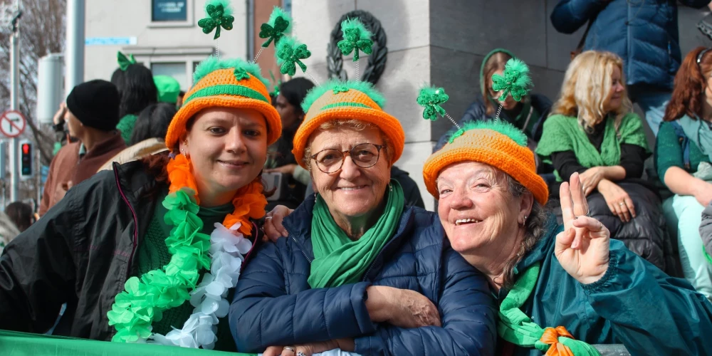 Ирландия тратит всего 0,23% ВВП на оборону и живет под защитой Британии.