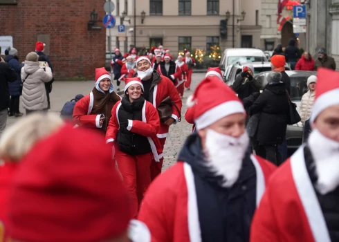 С весны 2025 года общая удовлетворенность жизнью среди жителей Латвии существенно не изменилась.