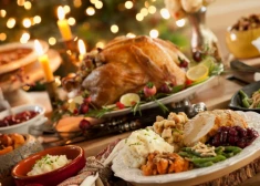 Gastroenterologa ieteikumi, kā izvairīties no svētku pārēšanās sajūtas