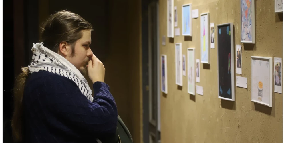 Gazas bērnu zīmējumu un rokdarbu izstāde Kaņepes Kultūras centrā.