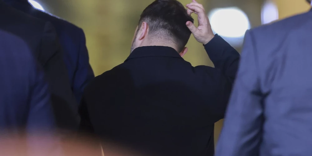 ASV, Ukraina un Eiropa sarunās Berlīnē izstrādājušas drošības garantiju paketi Ukrainai.