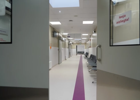 Bažās par Ārstniecības riska fonda stabilitāti vēlas palielināt riska iemaksas.