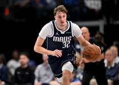 Drafta pirmais numurs ieiet NBA vēsturē, Jokičs ar Šenginu savstarpējā duelī apmainās "triple-double"