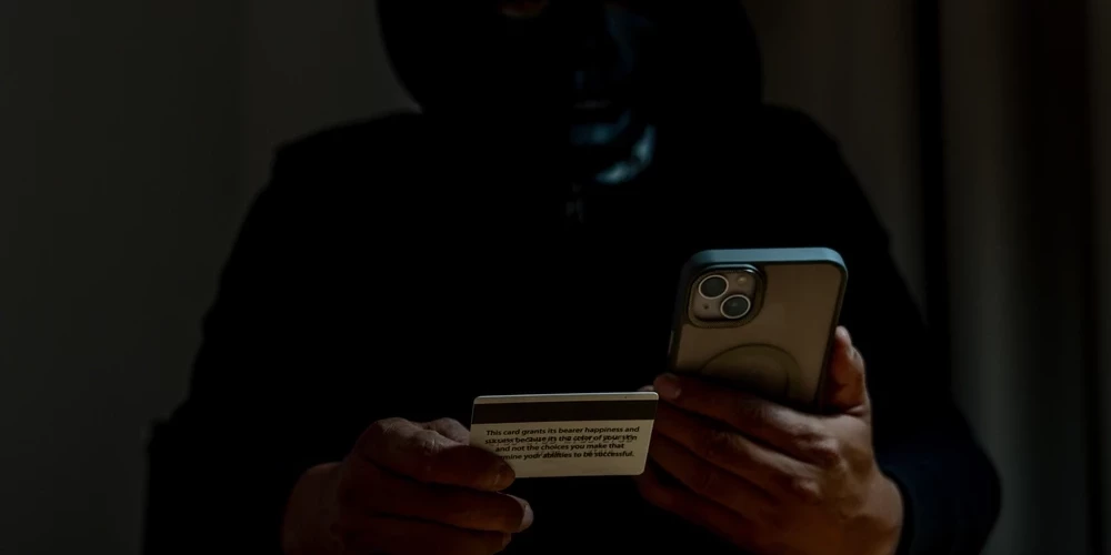 Finanšu nozares asociācija telefonkrāpniecības novēršanai rosina izmaiņas vairākos normatīvos.