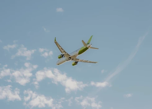 airBaltic возобновит рейсы в Абердин, Ереван и Белград.