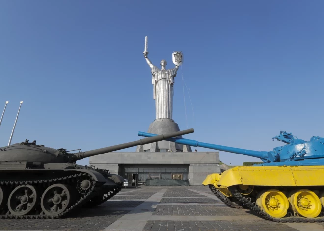 Aiz propagandas priekškara: kara kurinātāja Eiropa un "krievu Donbass"