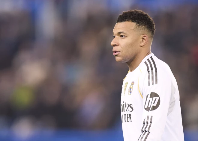 Francijas tiesa liek PSG maksāt milzīgu naudas summu Mbapē, kurš pieprasīja krietni vairāk