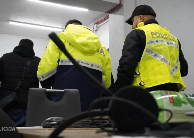 В Украине задержаны граждане Латвии по обвинению в телефонном мошенничестве.