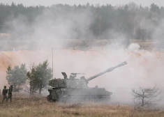 Жителей предупредили о неудобствах, которые могут доставить начавшиеся в Адажи военные учения