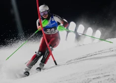 Dženifera Ģērmane izcīna desmito vietu savās trešajās sezonas Pasaules kausa sacensībās