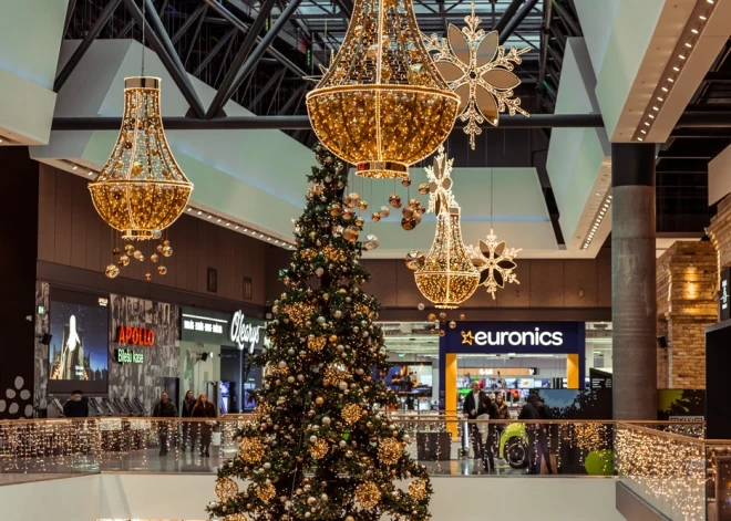 AKROPOLE Alfa и AKROPOLE Rīga меняют время работы на праздники: что надо знать