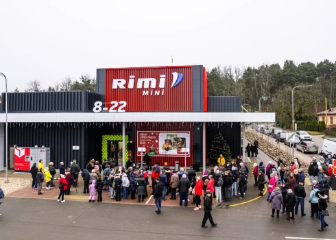 Новый Rimi в Смилтене уже работает ежедневно до 22:00.