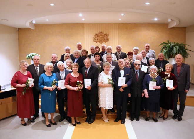 Sveikti Valmieras novada 2025. gada Zelta pāri