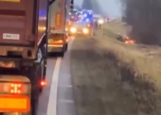 Nepilngadīga jauniete gājusi bojā baisā avārijā uz Rēzeknes šosejas