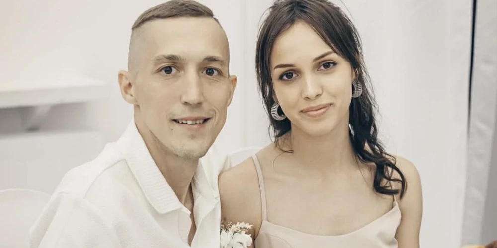 Amanda norāda, ka Artūrs viņai palīdzēja saprast, kas ir īsta ģimene.