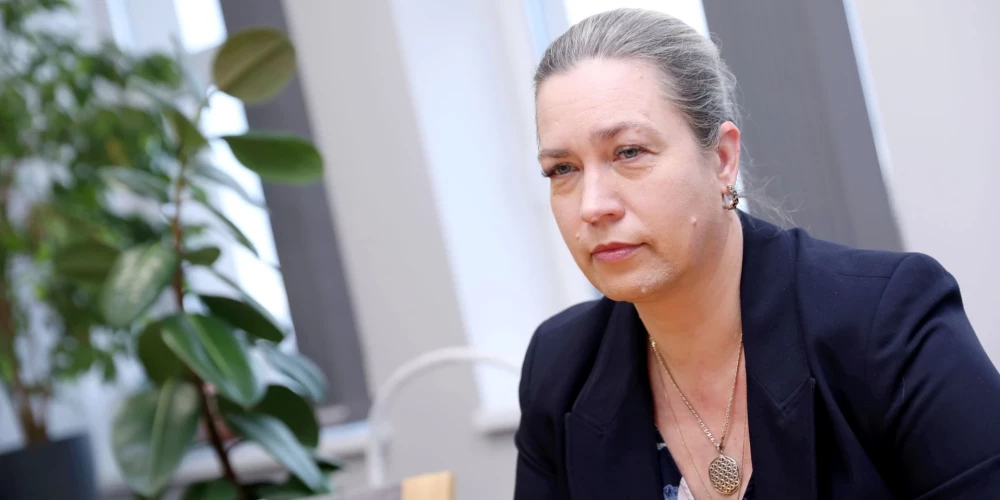 Rīgas dome no amata atbrīvo Pilsētas attīstības departamenta direktori Ilzi Purmali.