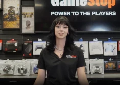 "Mēs nocēlām jūsu meiteni!" divas ASV veikalu ķēdes "zaudē prātu" interneta skaistules dēļ